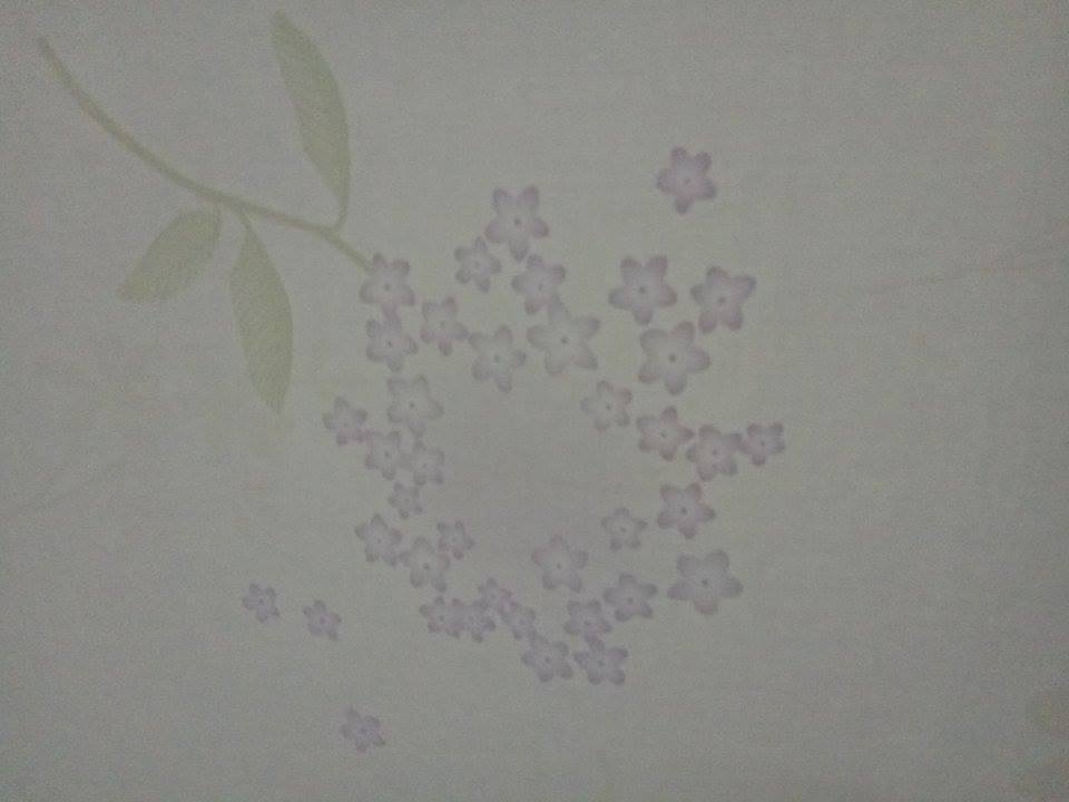 Giấy decal cuộn hoa tím 2